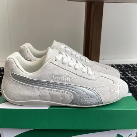 プーマ カジュアルシューズ