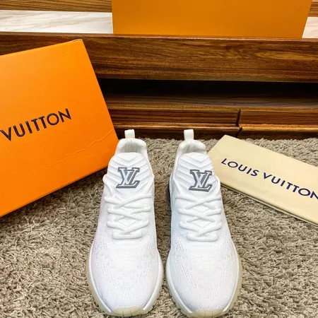 ルイヴィトン スニーカー