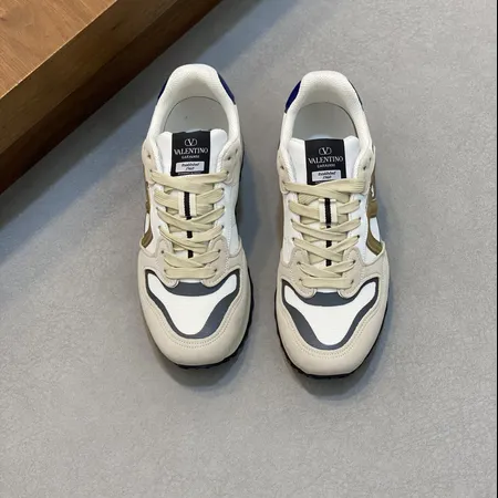 ヴァレンティノ カジュアルシューズ