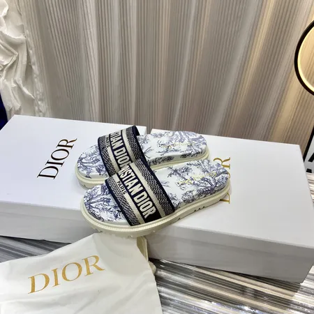 ディオール スリッパ