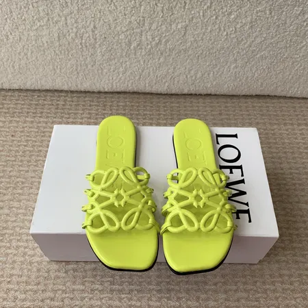 ロエベ スリッパ