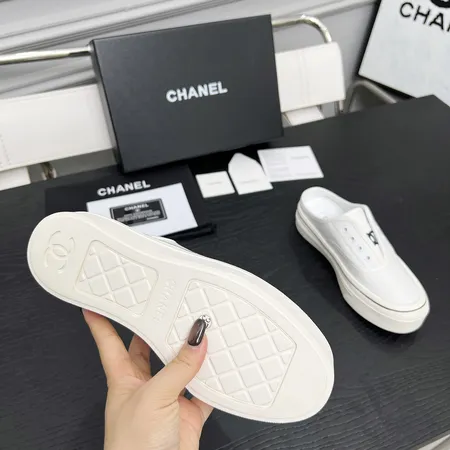 シャネル カジュアルシューズ
