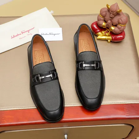 フェラガモ ビジネスシューズ