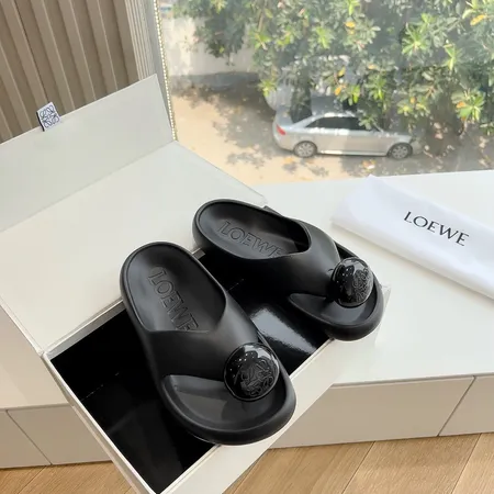 ロエベ スリッパ