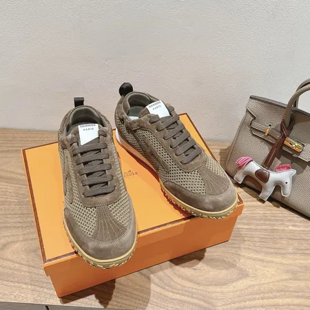 エルメス スニーカー