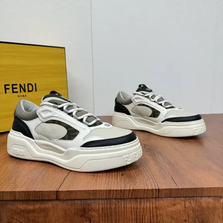 フェンディ スニーカー