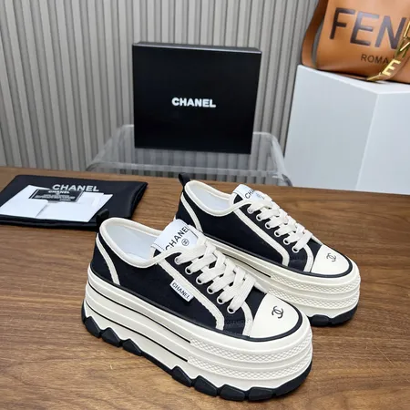 シャネル カジュアルシューズ