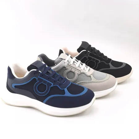 フェラガモ カジュアルシューズ