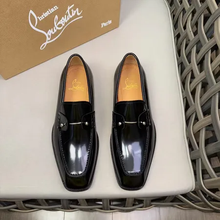 クリスチャン・ルブタン ビジネスシューズ