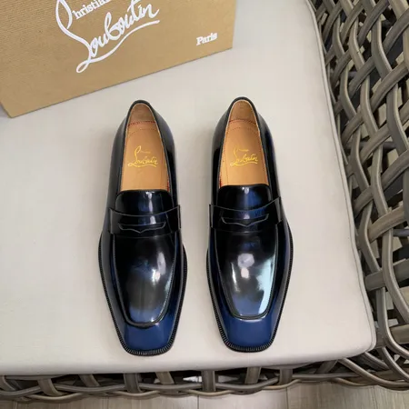 クリスチャン・ルブタン ビジネスシューズ