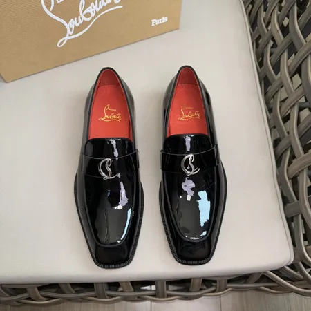 クリスチャン・ルブタン ビジネスシューズ