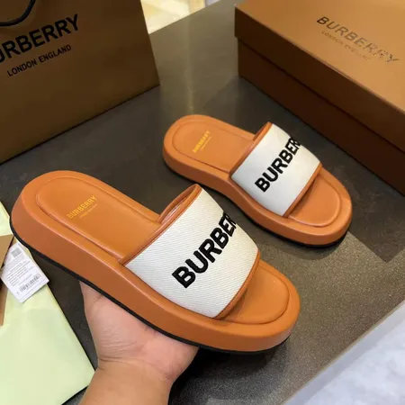 バーバリー ス スリッパ
