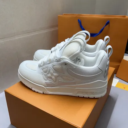 ルイヴィトン カジュアルシューズ