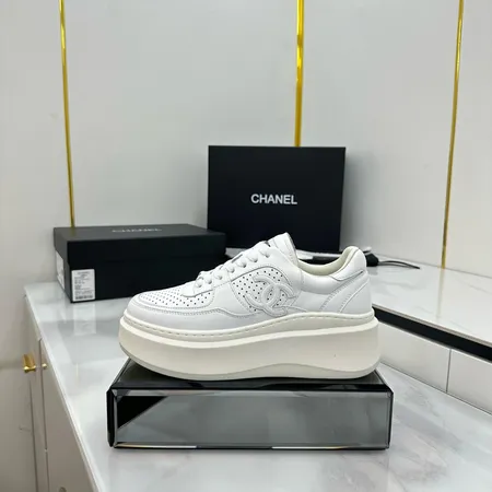 シャネル カジュアルシューズ