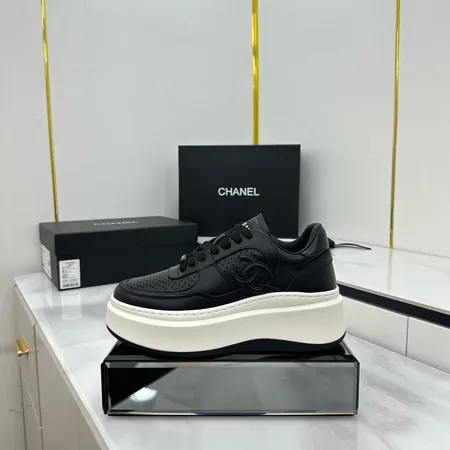 シャネル カジュアルシューズ