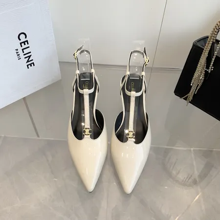 セリーヌ サンダル