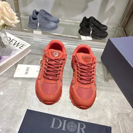 ディオール スニーカー