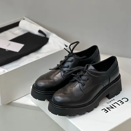 セリーヌ ビジネスシューズ