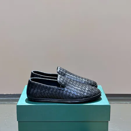 ボッテガ ヴェネタ カジュアルシューズ