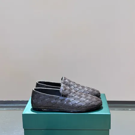 ボッテガ ヴェネタ カジュアルシューズ