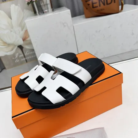 エルメス スリッパ