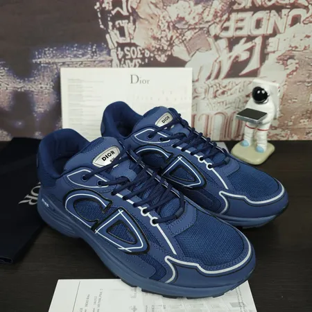 ディオール スニーカー