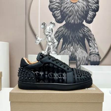 クリスチャン・ルブタン カジュアルシューズ