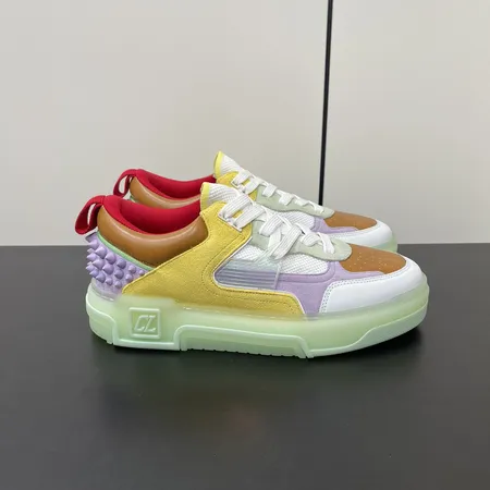 クリスチャン・ルブタン カジュアルシューズ