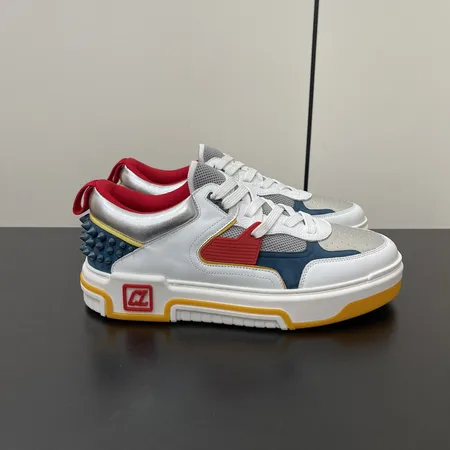 クリスチャン・ルブタン カジュアルシューズ