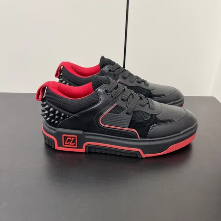 クリスチャン・ルブタン カジュアルシューズ