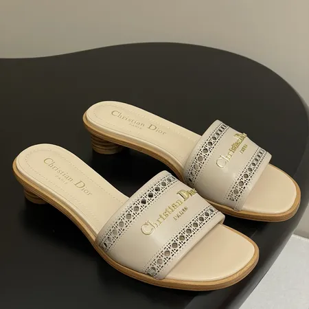ディオール スリッパ
