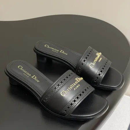 ディオール スリッパ