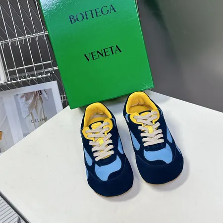 ボッテガ ヴェネタ カジュアルシューズ