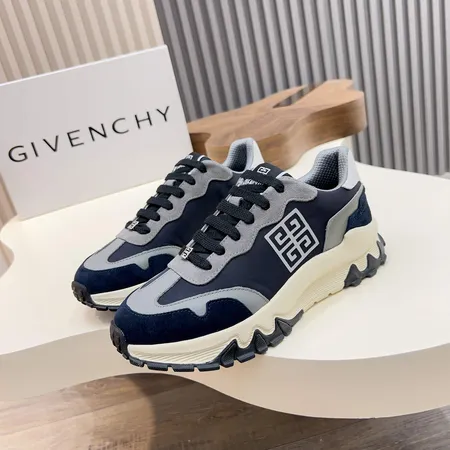 ジバンシィ カジュアルシューズ