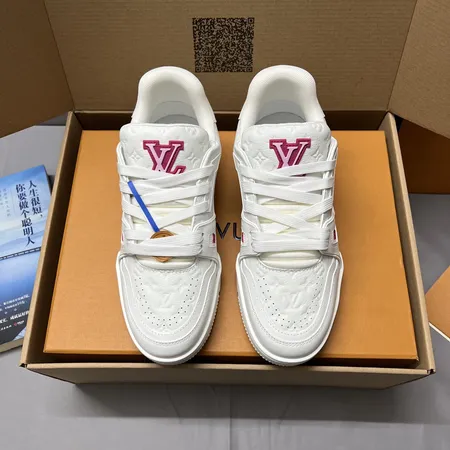 ルイヴィトン カジュアルシューズ