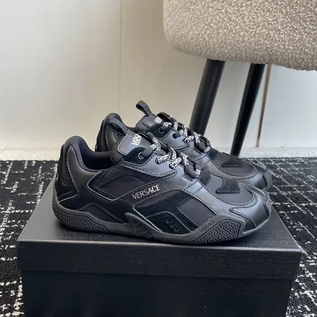 ヴェルサーチ カジュアルシューズ