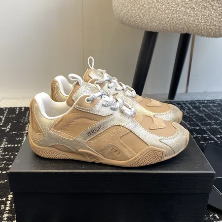 ヴェルサーチ カジュアルシューズ