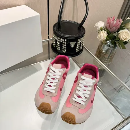 ロエベ カジュアルシューズ