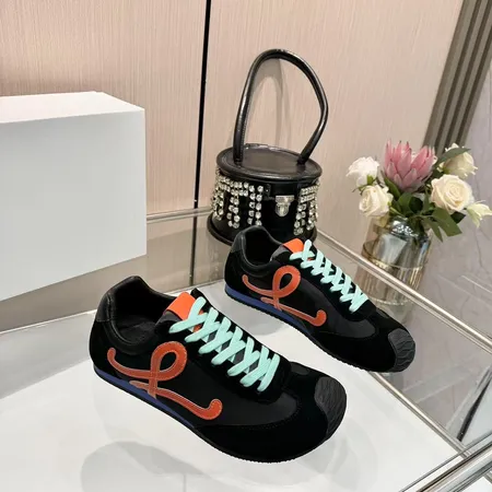 ロエベ カジュアルシューズ