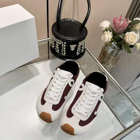 ロエベ カジュアルシューズ