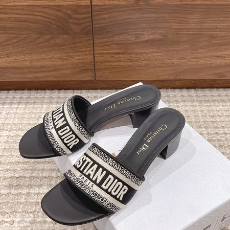 ディオール サンダル