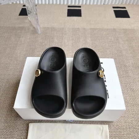 ロエベ スリッパ