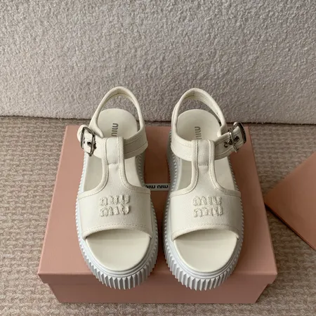 ミュウミュウ サンダル