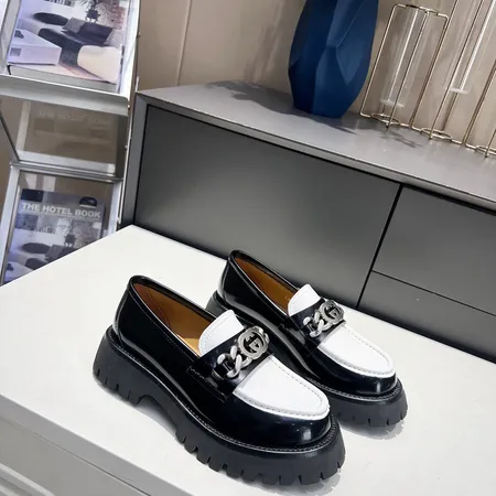 グッチ ビジネスシューズ