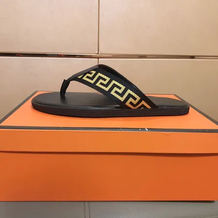 ヴェルサーチ スリッパ