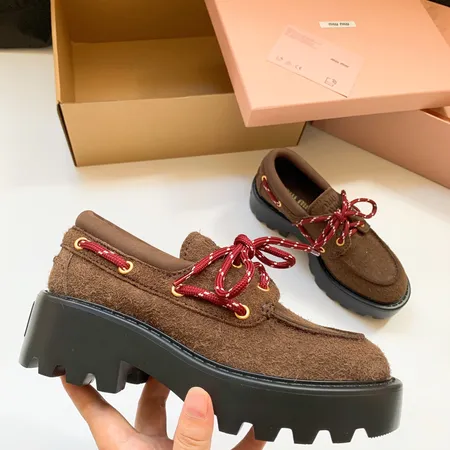 ミュウミュウ ビジネスシューズ