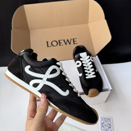 ロエベ カジュアルシューズ