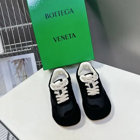ボッテガ ヴェネタ スニーカー