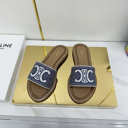 セリーヌ スリッパ