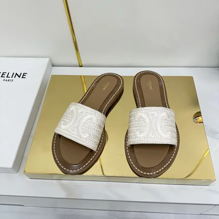 セリーヌ スリッパ